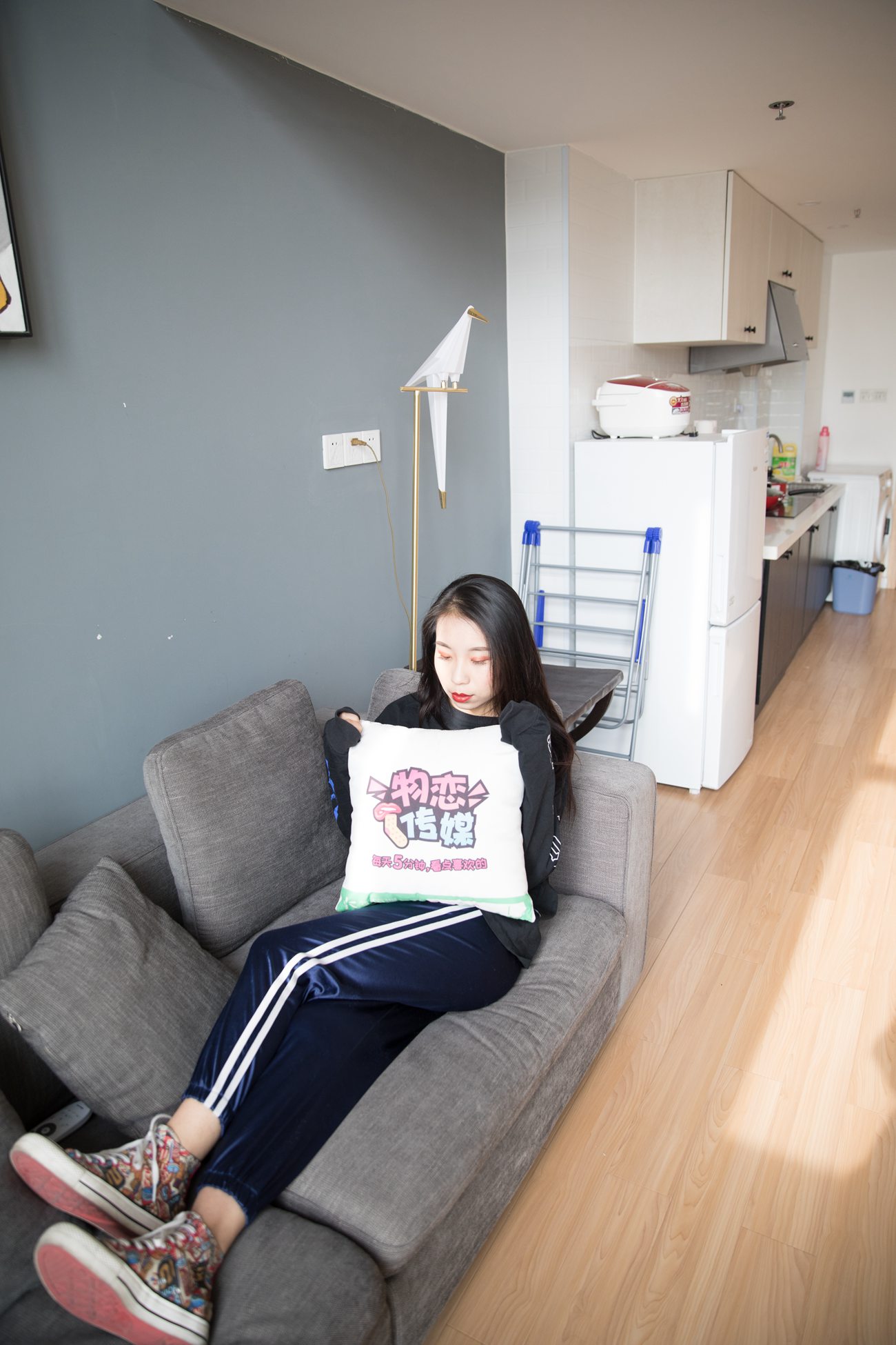 图片[15]-勿恋传媒 No.130 璐璐-花团锦簇帆布鞋之美 [177P] – 速更版-美库