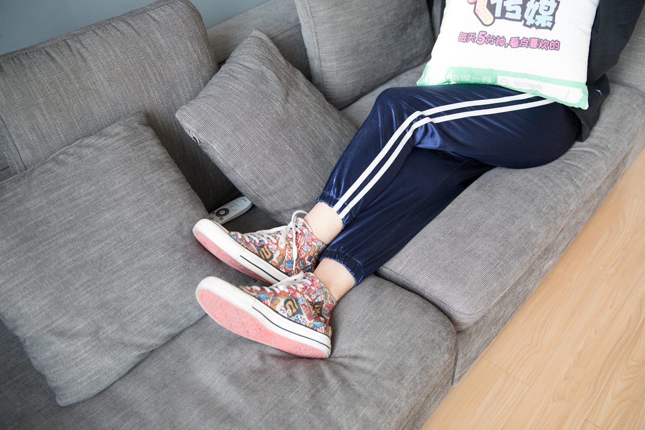 图片[19]-勿恋传媒 No.130 璐璐-花团锦簇帆布鞋之美 [177P] – 速更版-美库