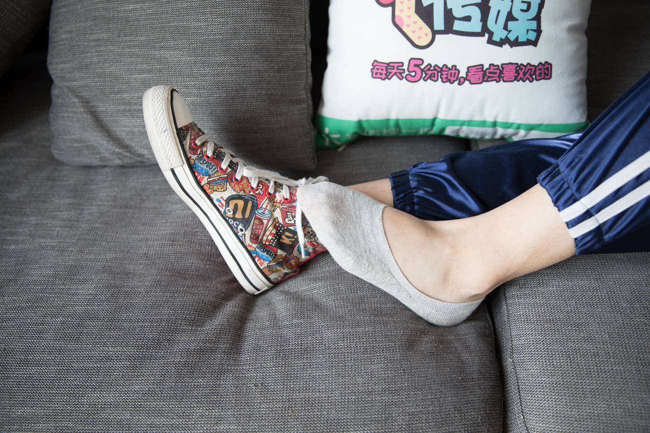 图片[54]-勿恋传媒 No.130 璐璐-花团锦簇帆布鞋之美 [177P] – 速更版-美库