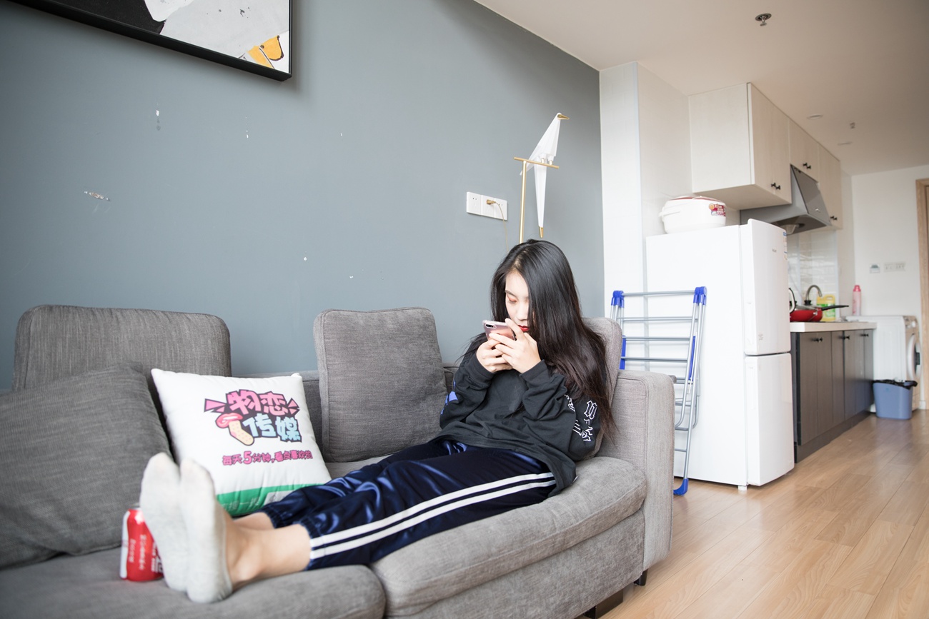 图片[93]-勿恋传媒 No.130 璐璐-花团锦簇帆布鞋之美 [177P] – 速更版-美库