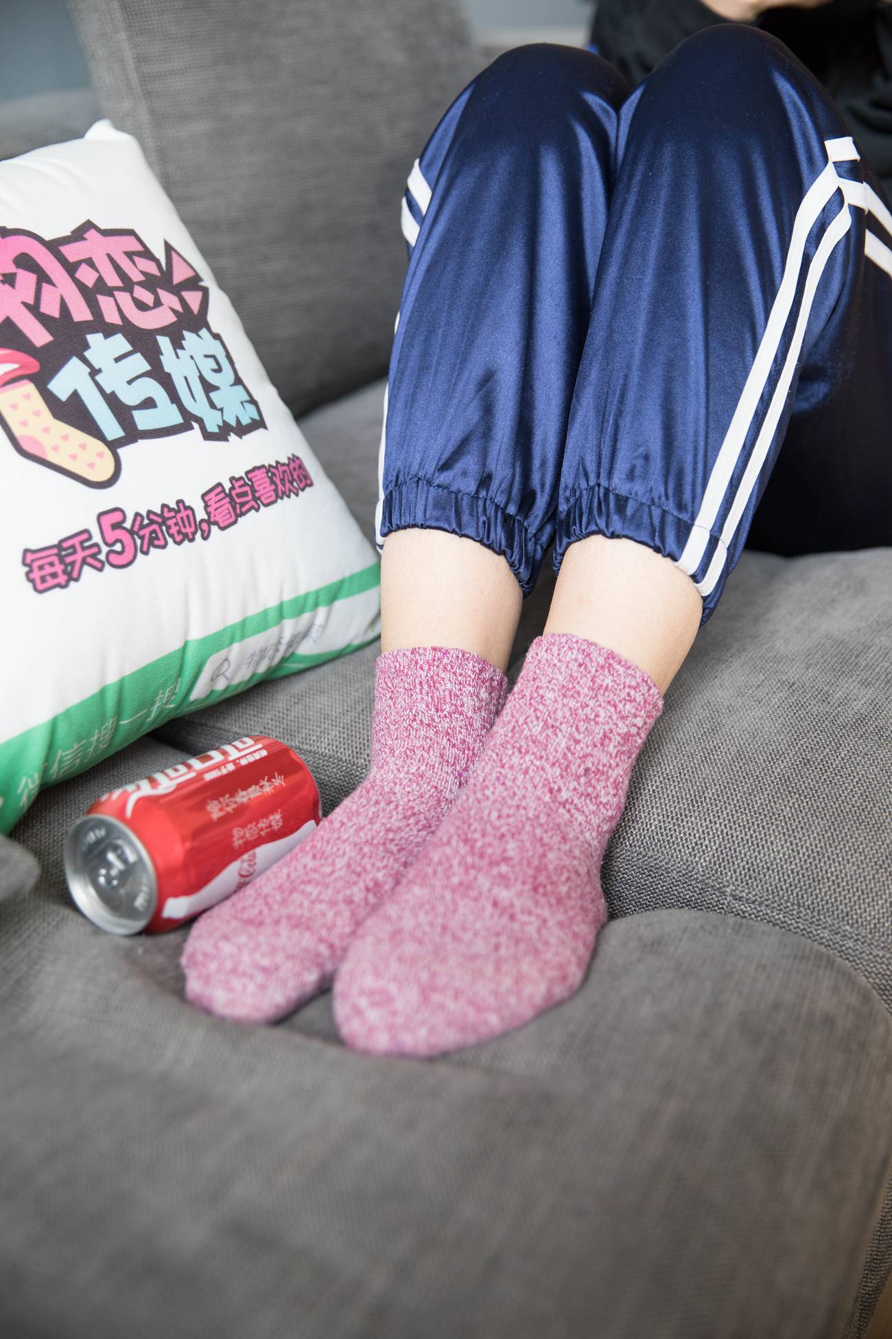 图片[157]-勿恋传媒 No.130 璐璐-花团锦簇帆布鞋之美 [177P] – 速更版-美库