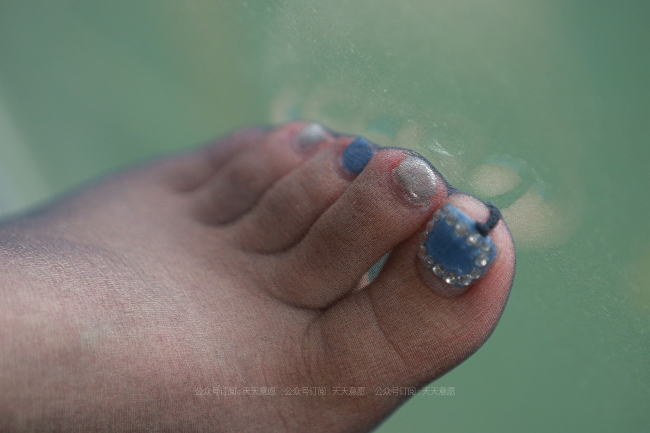 图片[18]-[IESS异思趣向] 耽丝 210606 微醺美女 西瓜 [91P] – 速更版-美库