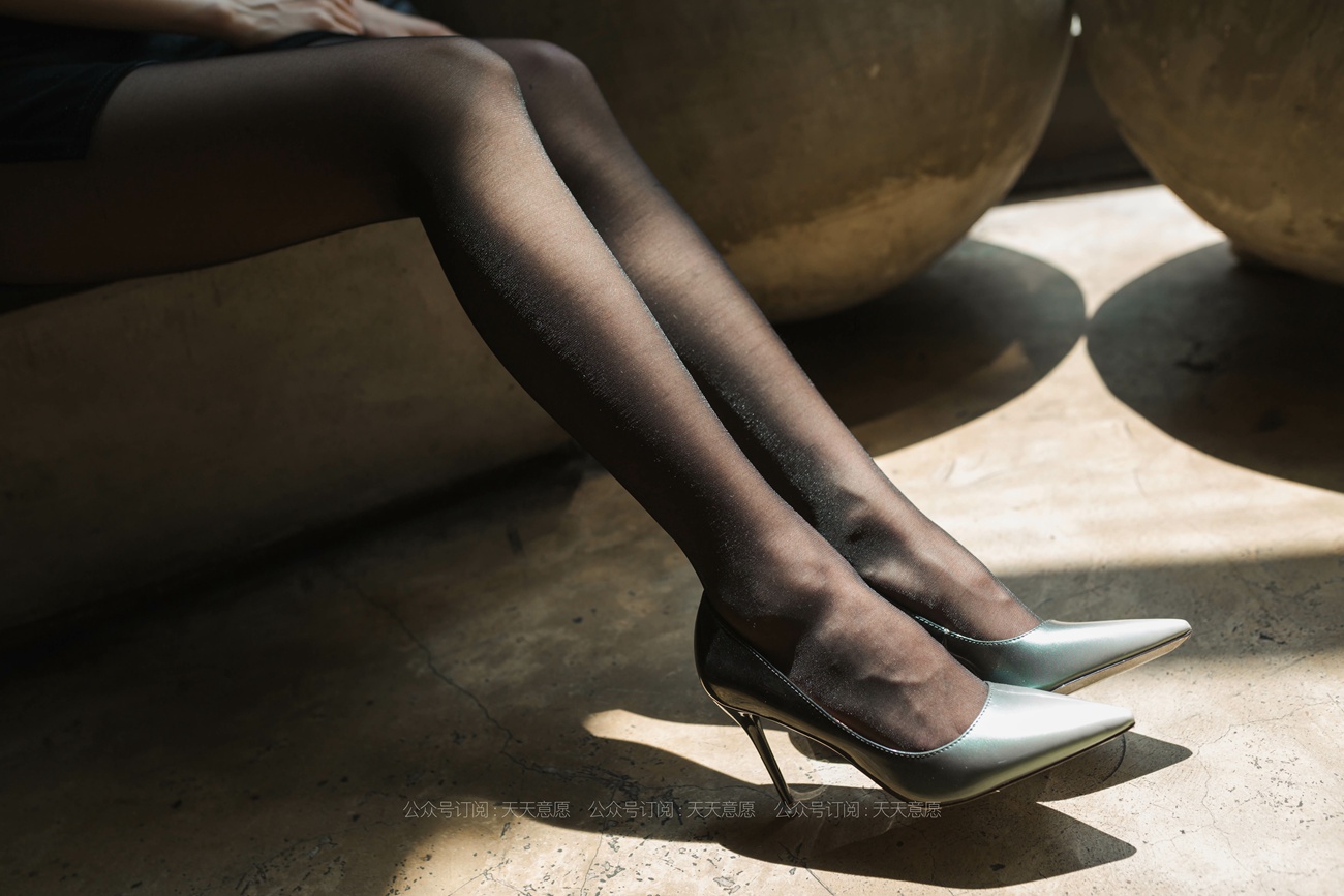 图片[11]-[IESS异思趣向] 耽丝 210610 美子路过咖啡屋 [90P] – 速更版-美库