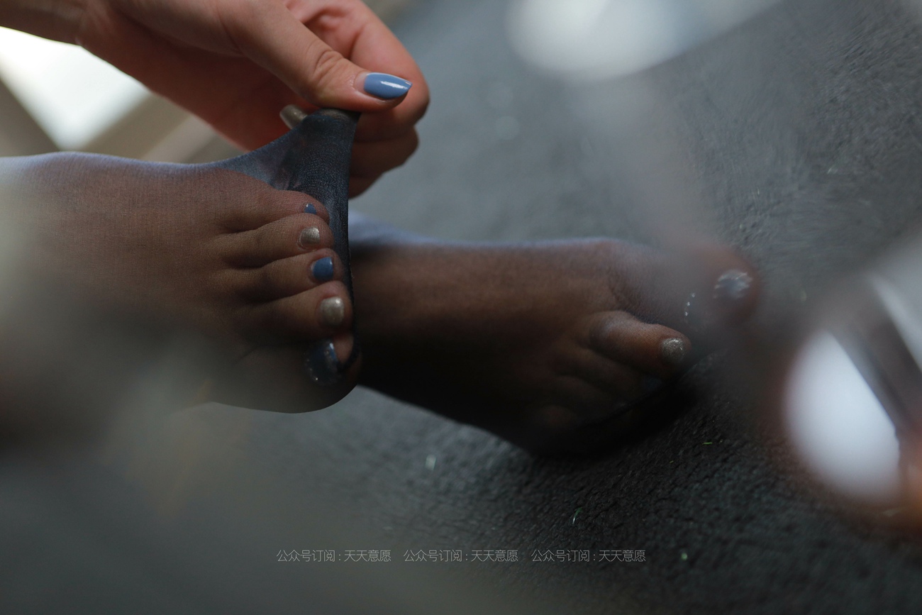 图片[61]-[IESS异思趣向] 耽丝 210606 微醺美女 西瓜 [91P] – 速更版-美库