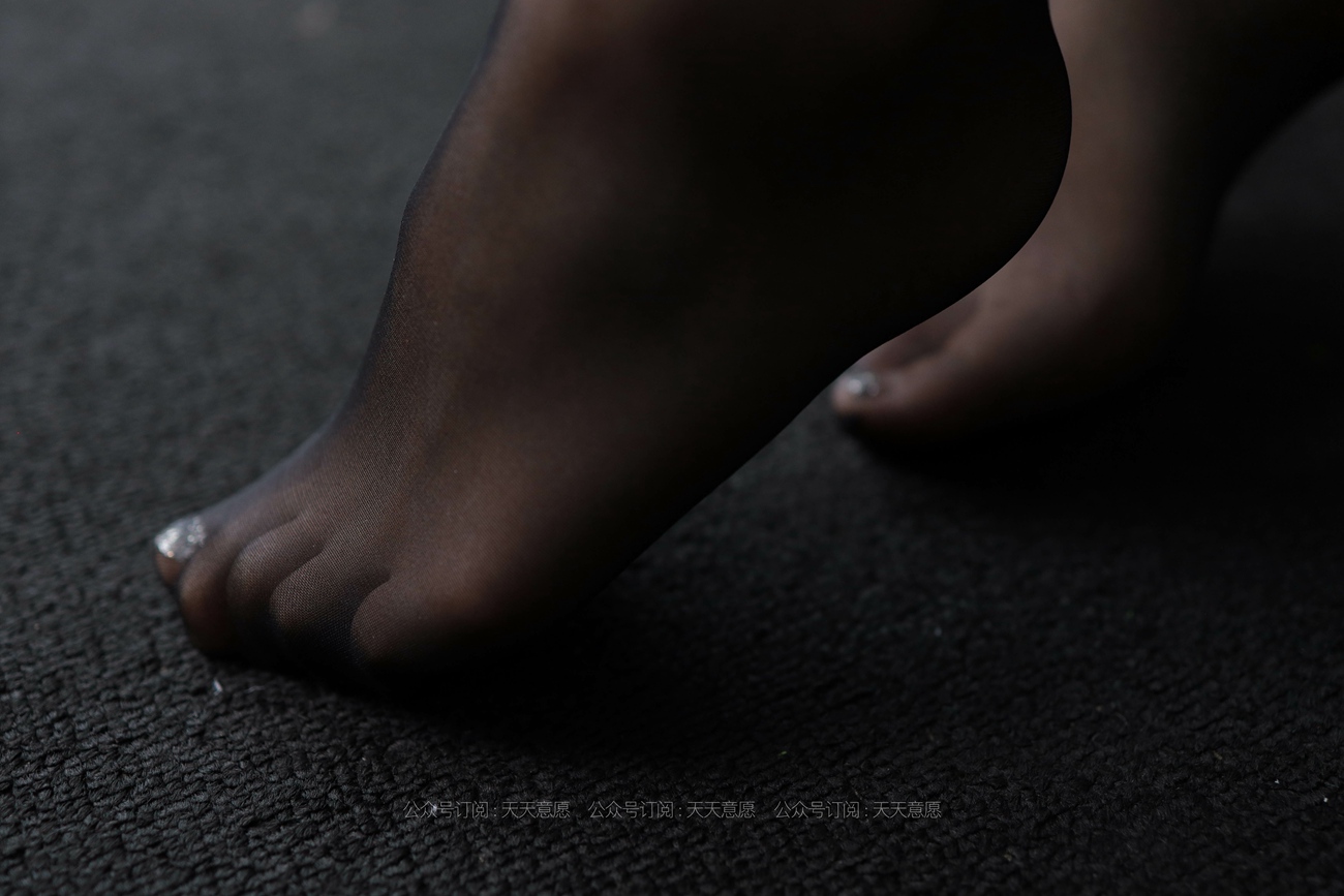 图片[54]-[IESS异思趣向] 耽丝 210614 秋秋的黑丝开衩长裙 [90P] – 速更版-美库