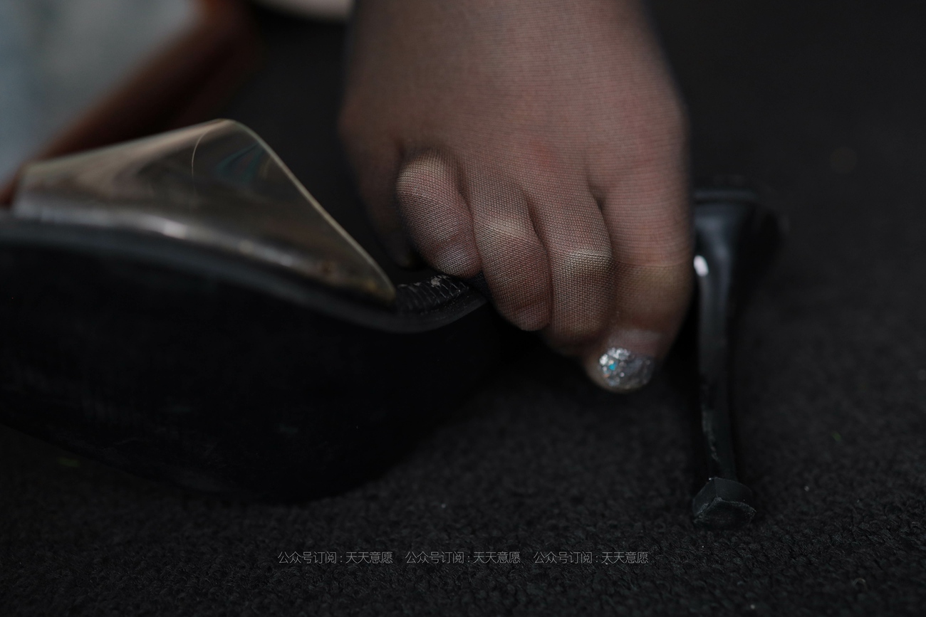 图片[66]-[IESS异思趣向] 耽丝 210614 秋秋的黑丝开衩长裙 [90P] – 速更版-美库