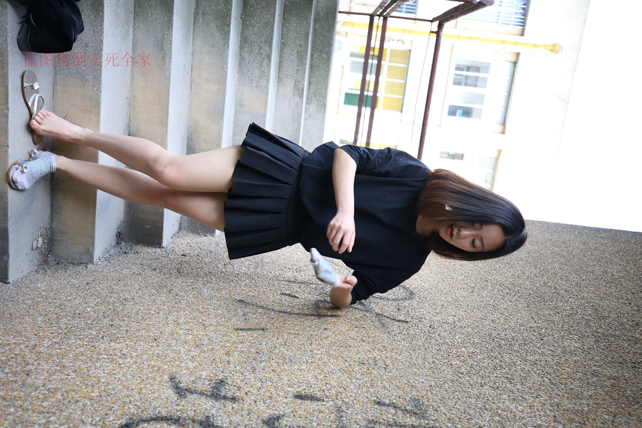 图片[34]-大西瓜爱牙膏-早期作品-S004 棉袜+裸足 [308P] – 速更版-美库