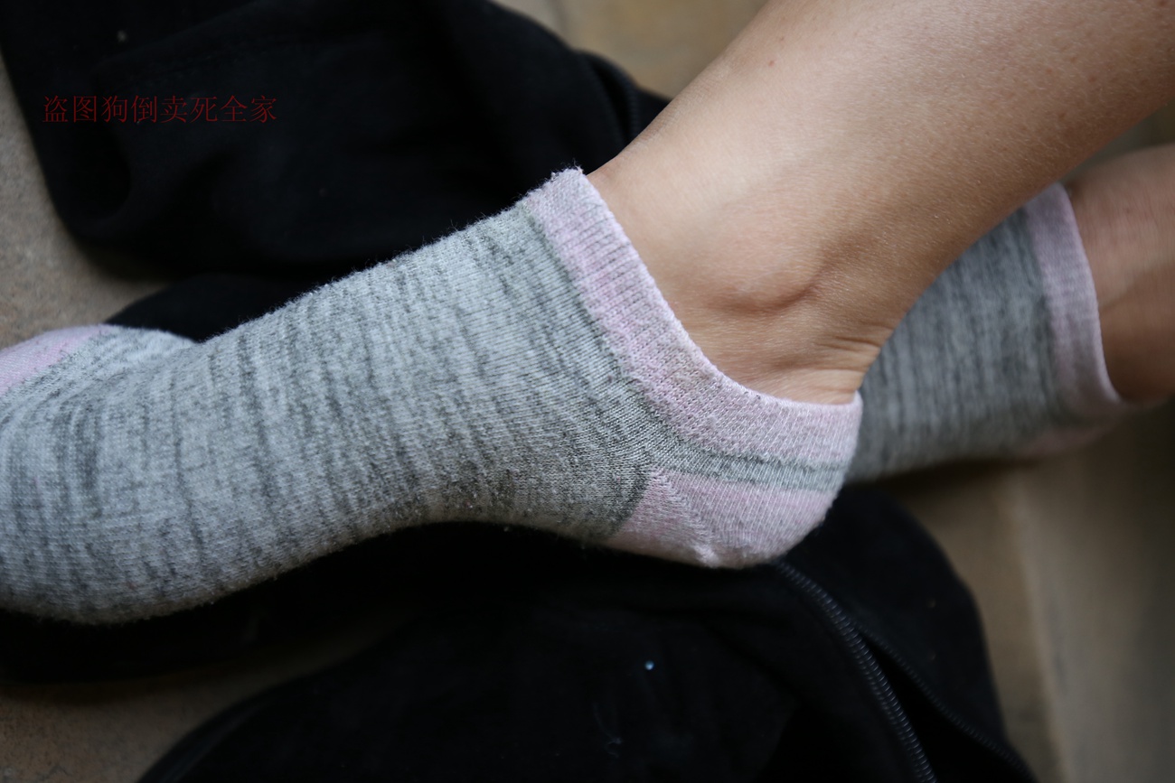 图片[99]-大西瓜爱牙膏-早期作品-S004 棉袜+裸足 [308P] – 速更版-美库