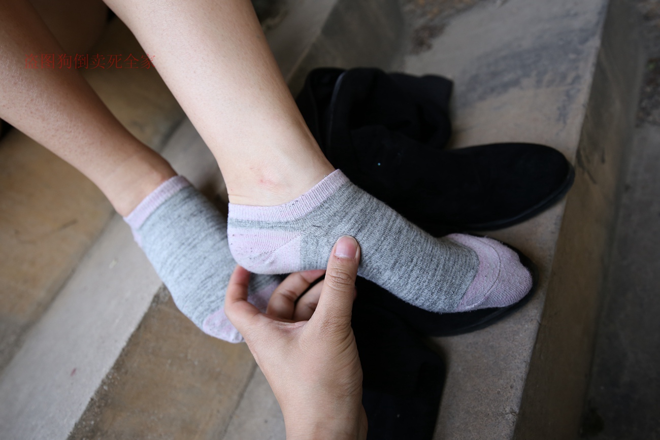 图片[101]-大西瓜爱牙膏-早期作品-S004 棉袜+裸足 [308P] – 速更版-美库