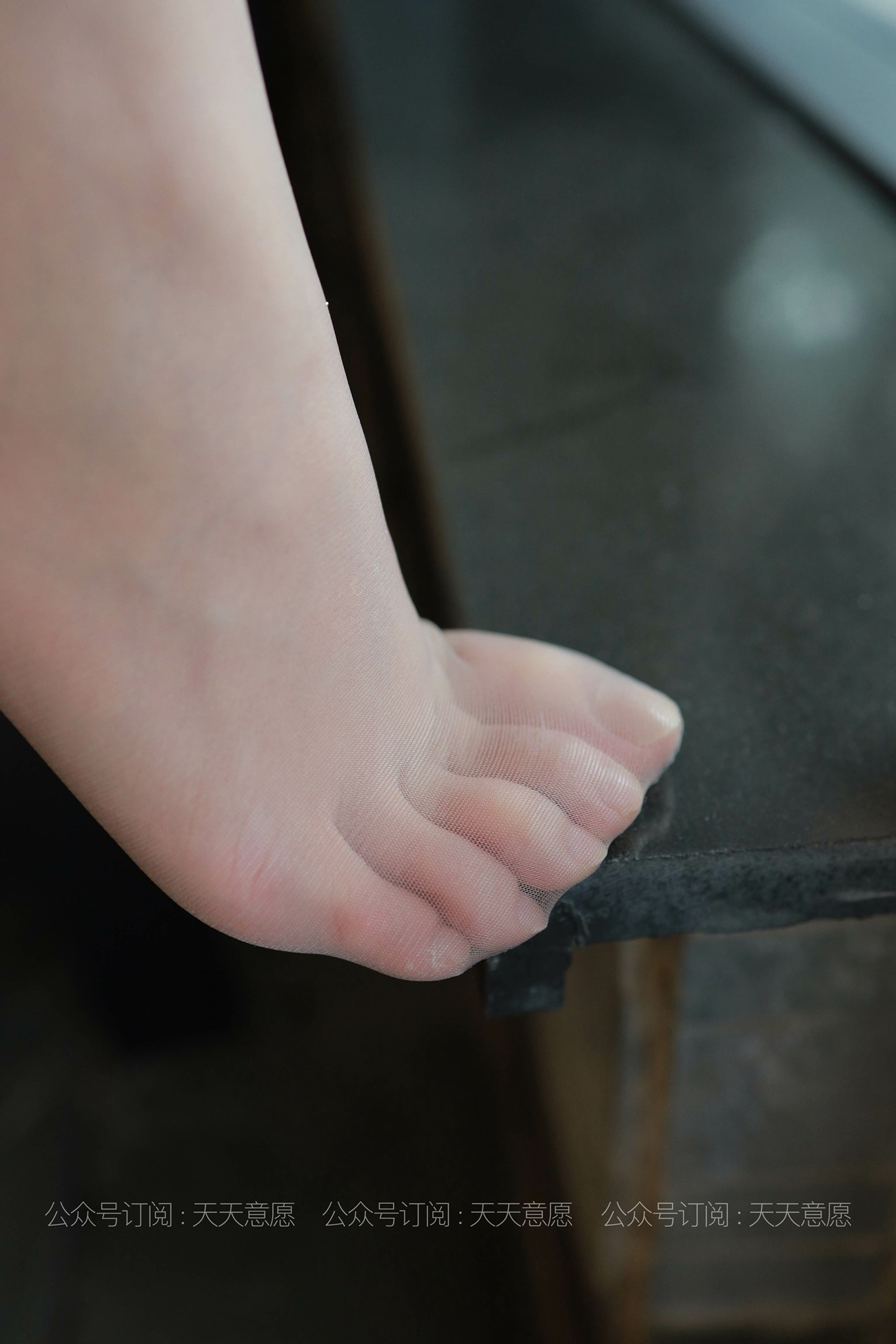 图片[14]-[IESS异思趣向] 耽丝 210709 婉苹职业装户外办公  [77P] – 速更版-美库