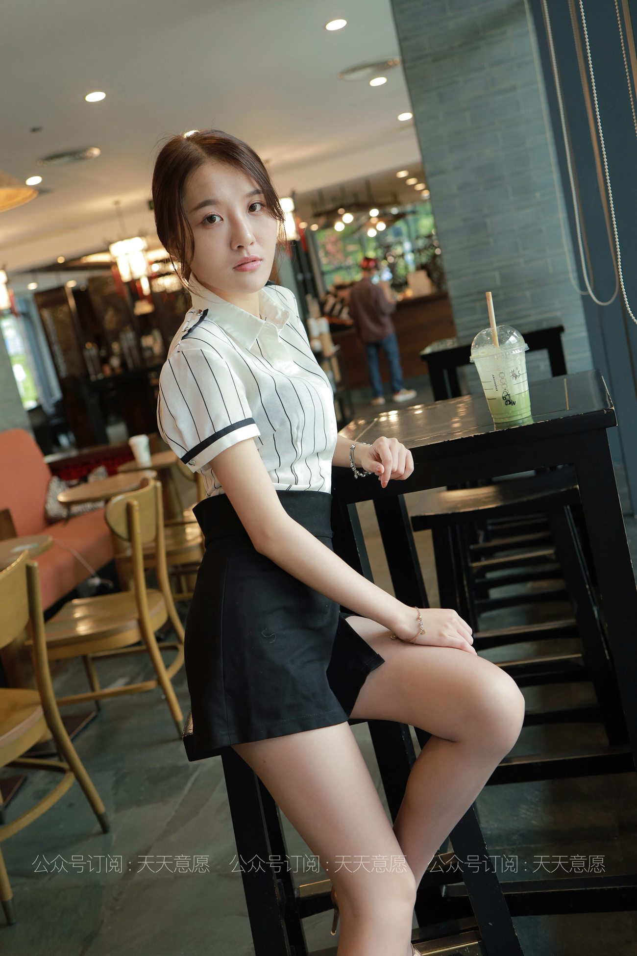 图片[24]-[IESS异思趣向] 耽丝 210709 婉苹职业装户外办公  [77P] – 速更版-美库