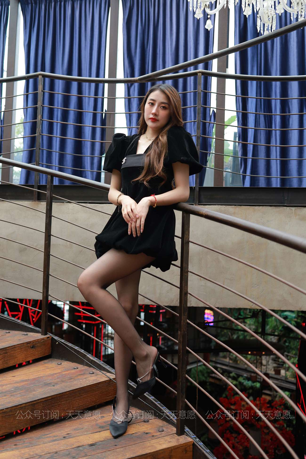 图片[46]-[IESS异思趣向] 耽丝 210712 长腿黑天鹅夏夏  [90P] – 速更版-美库