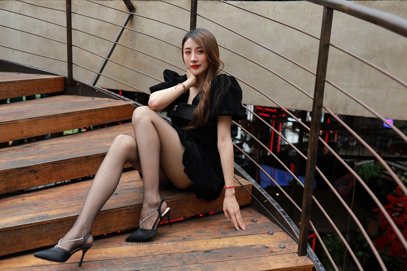 图片[77]-[IESS异思趣向] 耽丝 210712 长腿黑天鹅夏夏  [90P] – 速更版-美库