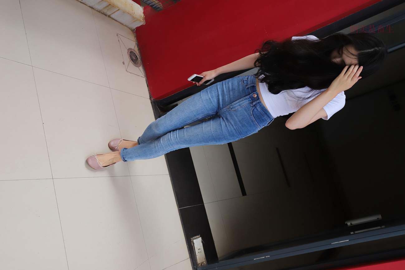 图片[29]-大西瓜爱牙膏-早期作品-S005 裸足 [134P] – 速更版-美库