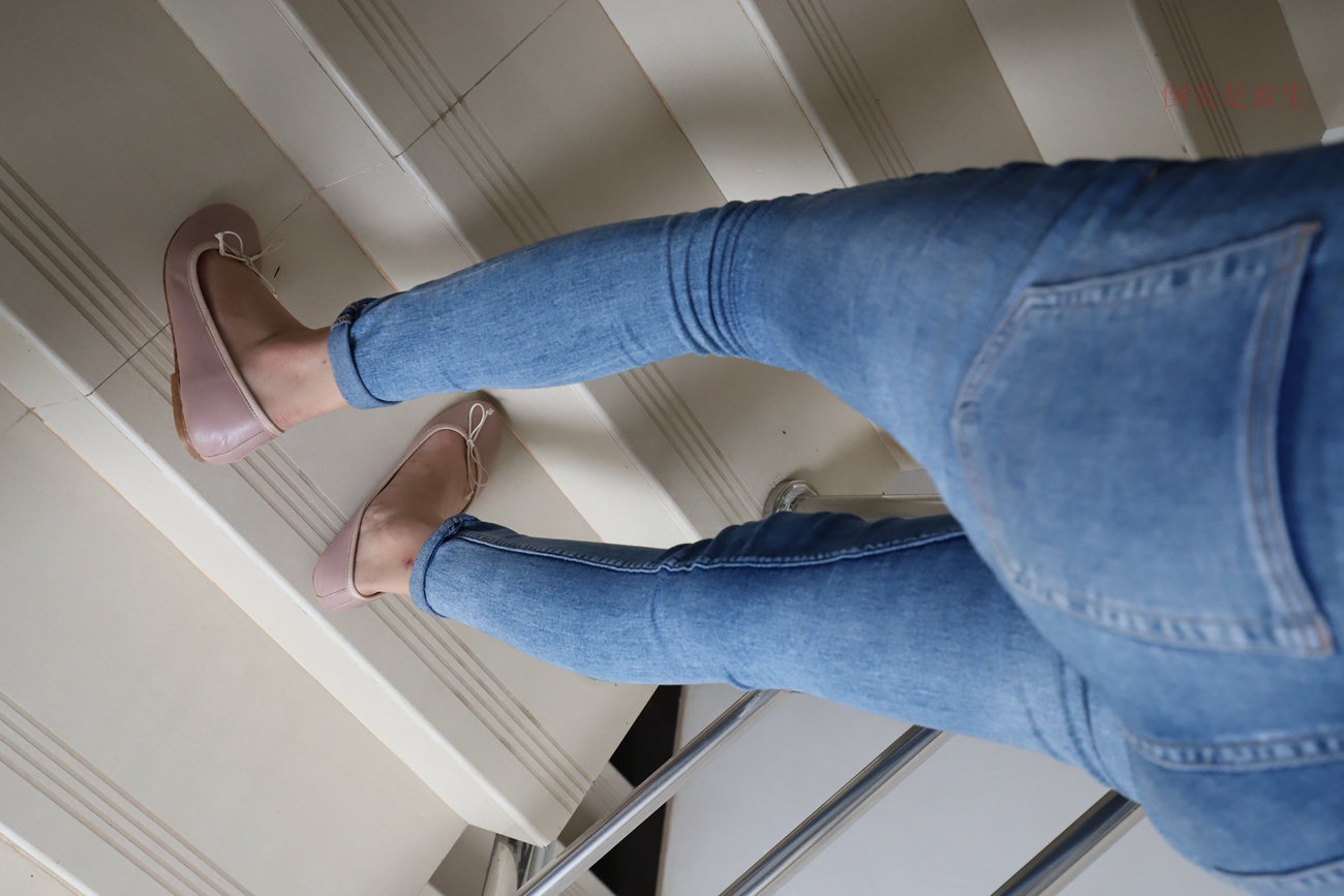 图片[131]-大西瓜爱牙膏-早期作品-S005 裸足 [134P] – 速更版-美库