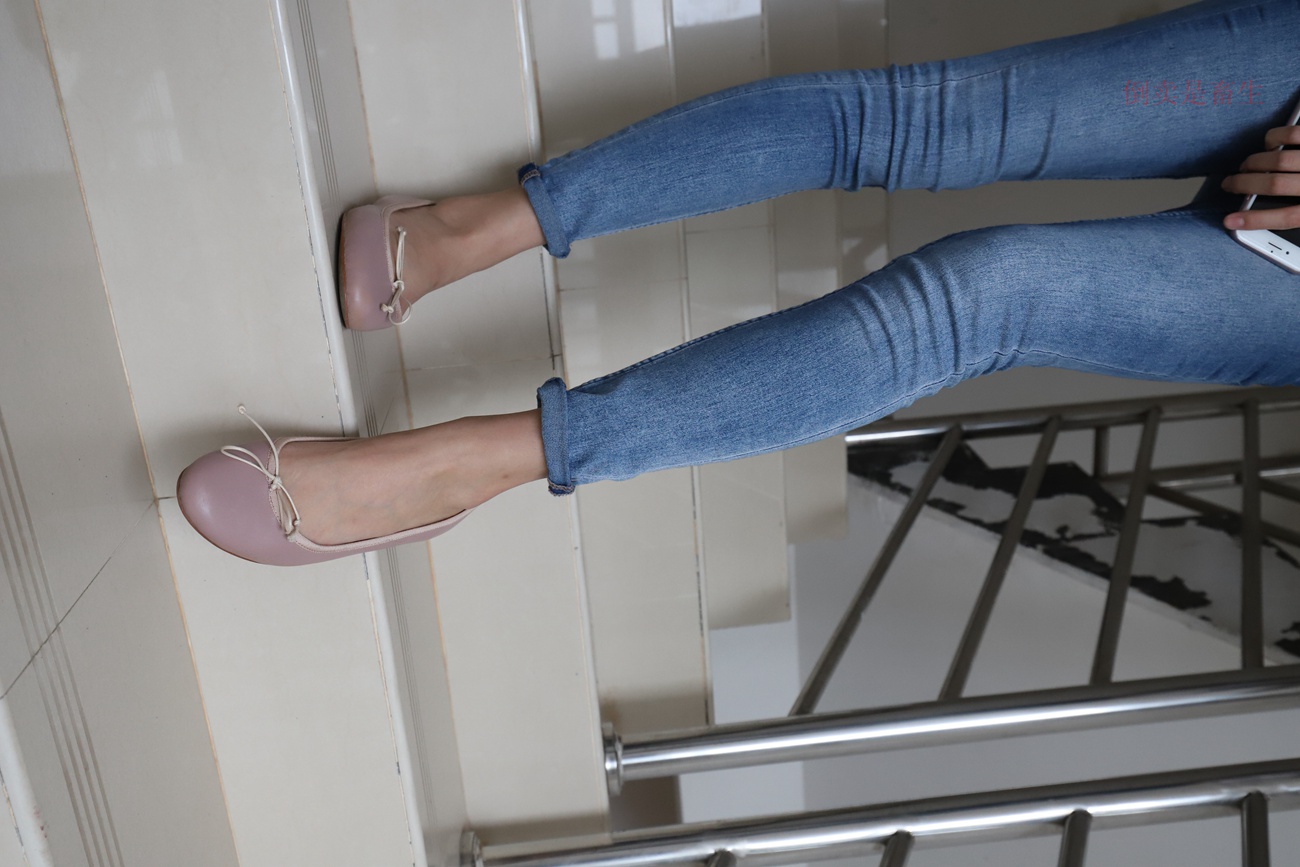 图片[133]-大西瓜爱牙膏-早期作品-S005 裸足 [134P] – 速更版-美库