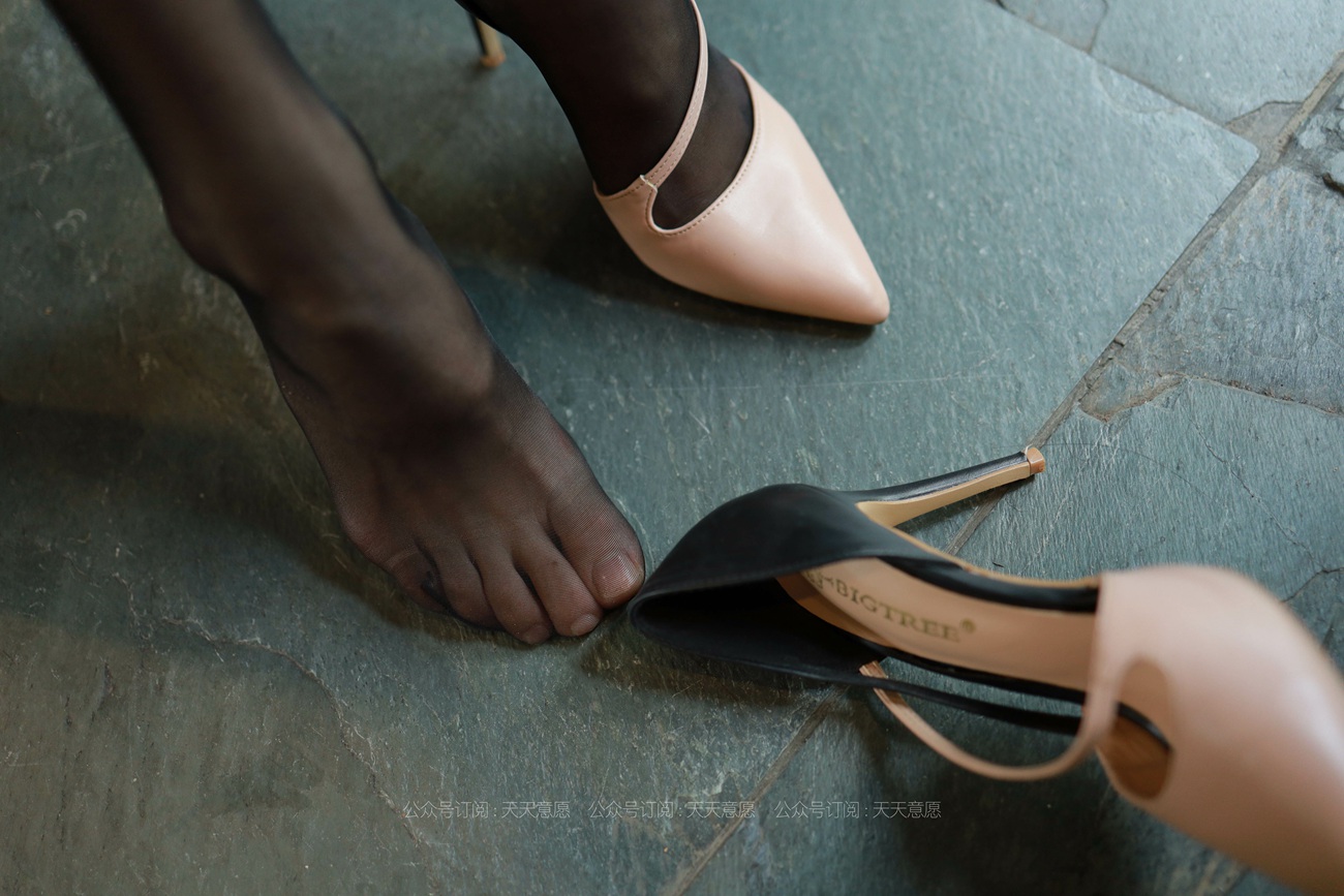 图片[83]-[IESS异思趣向] 耽丝 210722 小六的黑色皮短裙 [88P] – 速更版-美库