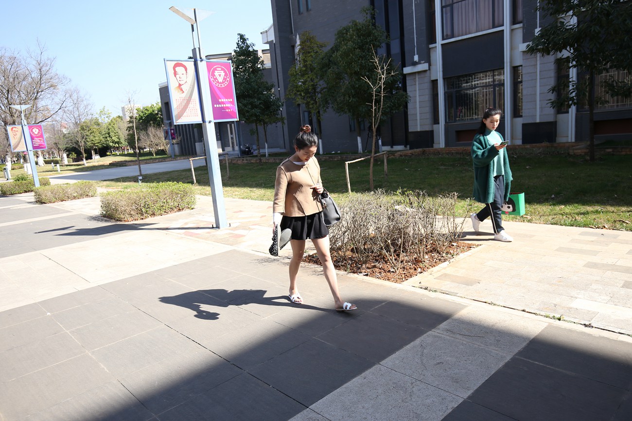 图片[11]-大西瓜爱牙膏-早期作品-S007 拖鞋跟拍 [67P] – 速更版-美库