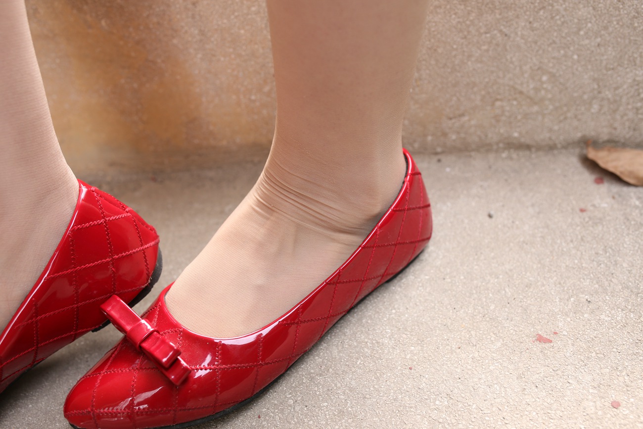 图片[43]-大西瓜爱牙膏-早期作品-S009 红嘴唇少妇 [337P] – 速更版-美库