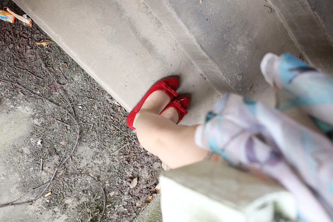 图片[51]-大西瓜爱牙膏-早期作品-S009 红嘴唇少妇 [337P] – 速更版-美库