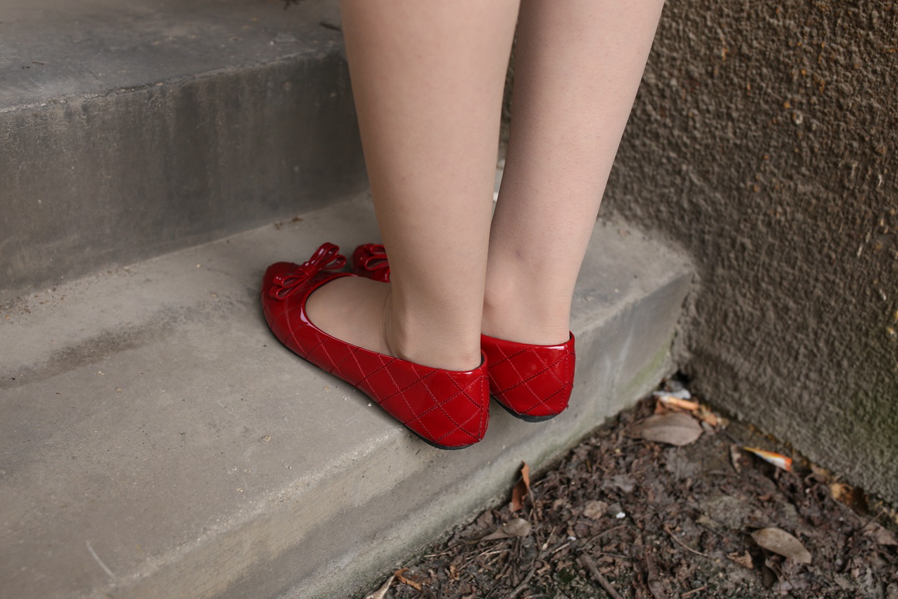 图片[52]-大西瓜爱牙膏-早期作品-S009 红嘴唇少妇 [337P] – 速更版-美库