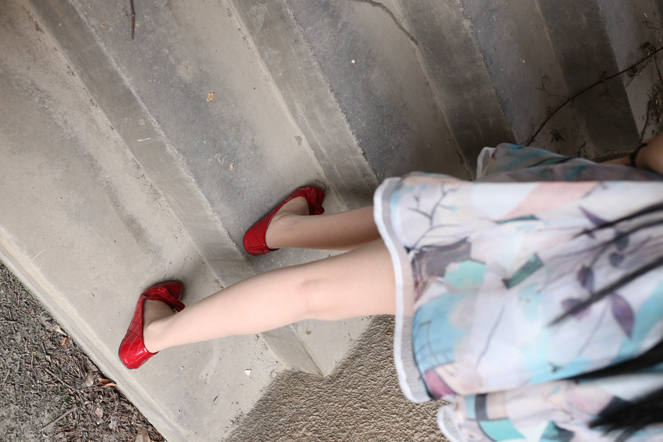 图片[56]-大西瓜爱牙膏-早期作品-S009 红嘴唇少妇 [337P] – 速更版-美库