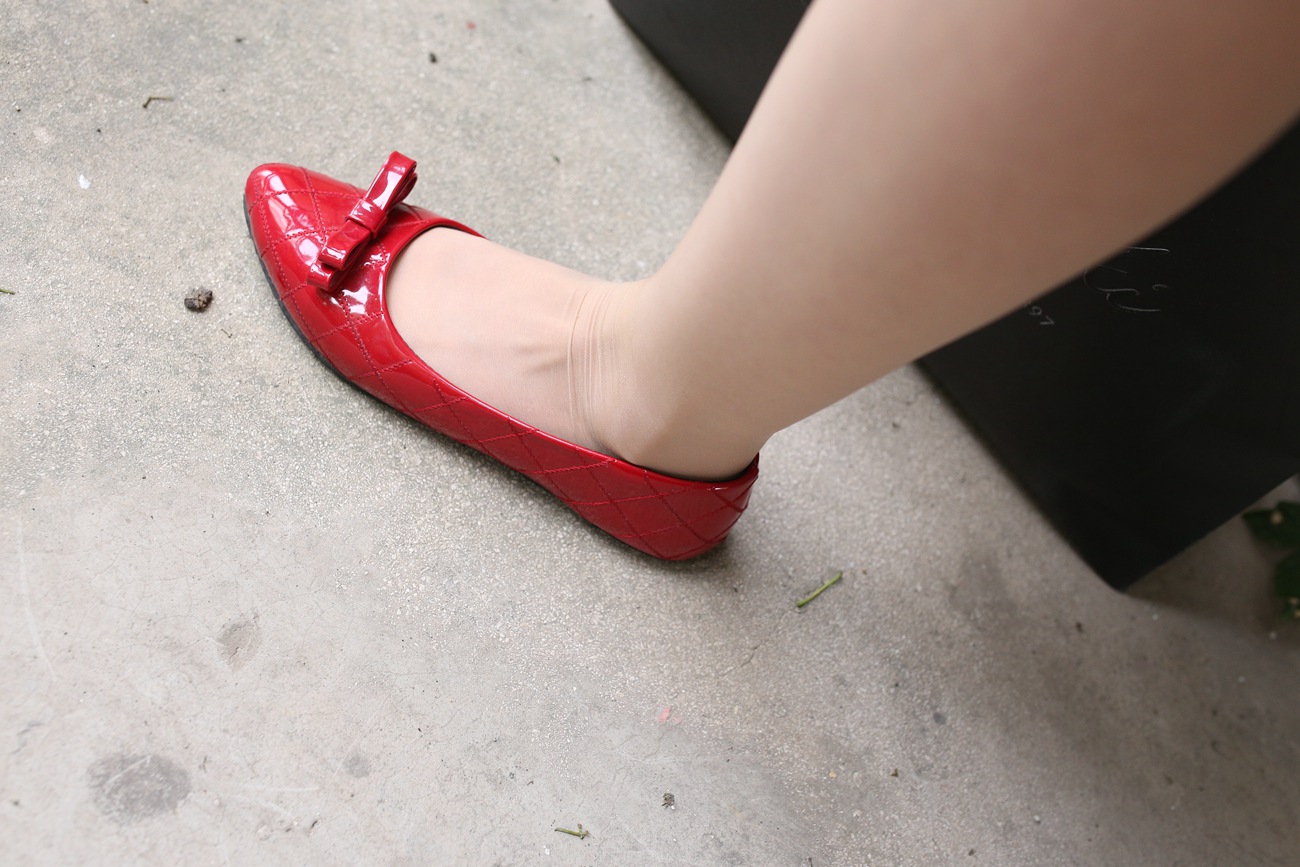 图片[71]-大西瓜爱牙膏-早期作品-S009 红嘴唇少妇 [337P] – 速更版-美库