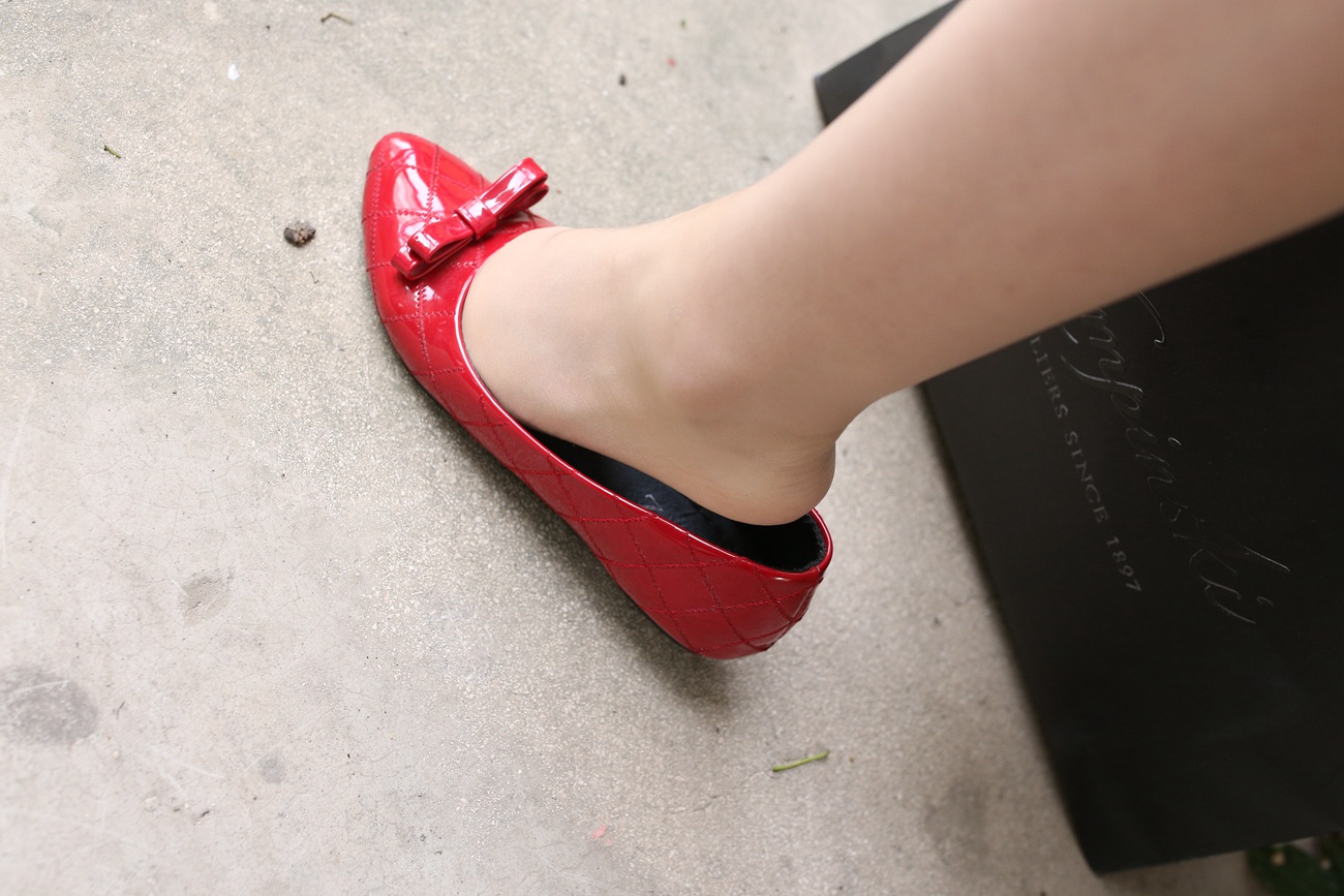 图片[72]-大西瓜爱牙膏-早期作品-S009 红嘴唇少妇 [337P] – 速更版-美库