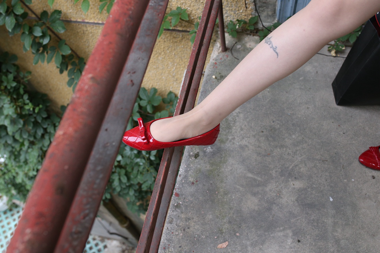 图片[75]-大西瓜爱牙膏-早期作品-S009 红嘴唇少妇 [337P] – 速更版-美库