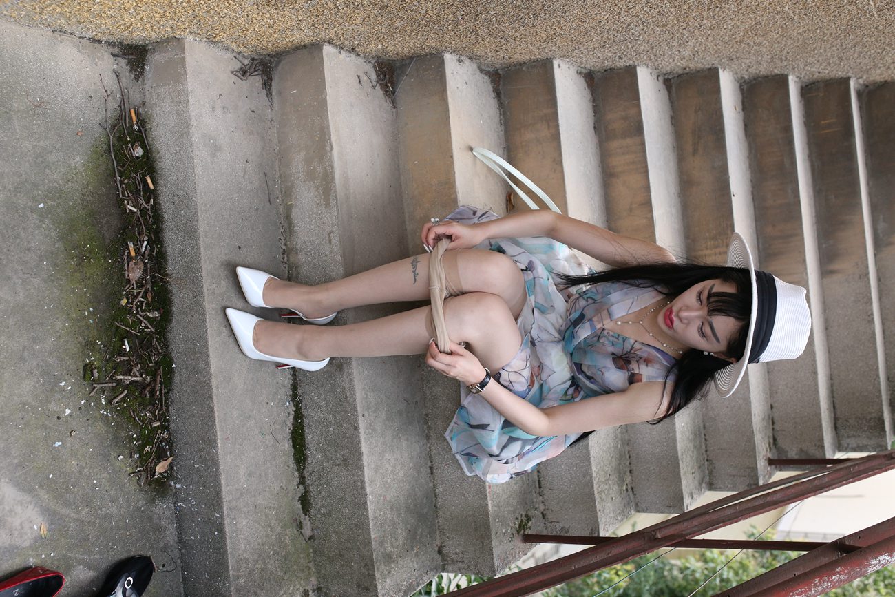 图片[93]-大西瓜爱牙膏-早期作品-S009 红嘴唇少妇 [337P] – 速更版-美库