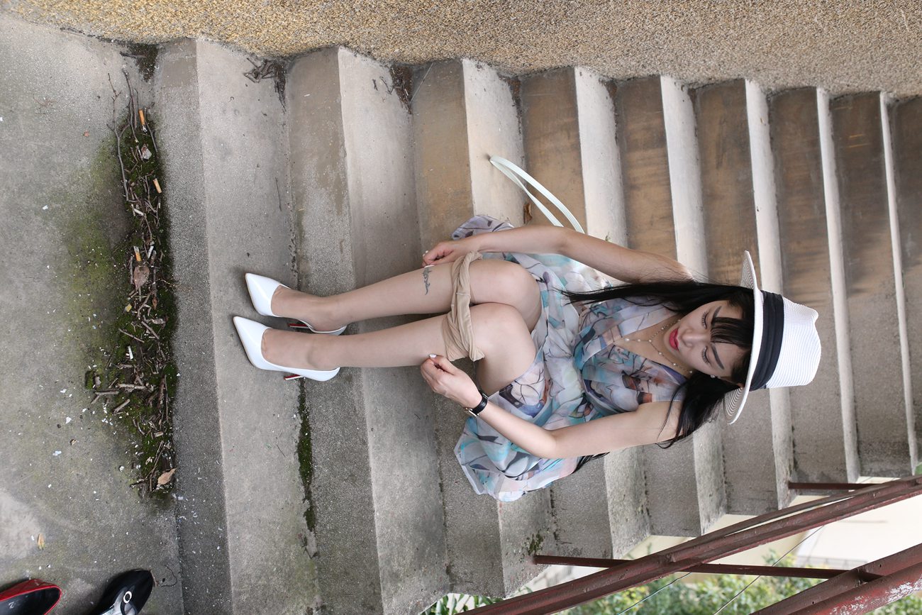 图片[95]-大西瓜爱牙膏-早期作品-S009 红嘴唇少妇 [337P] – 速更版-美库