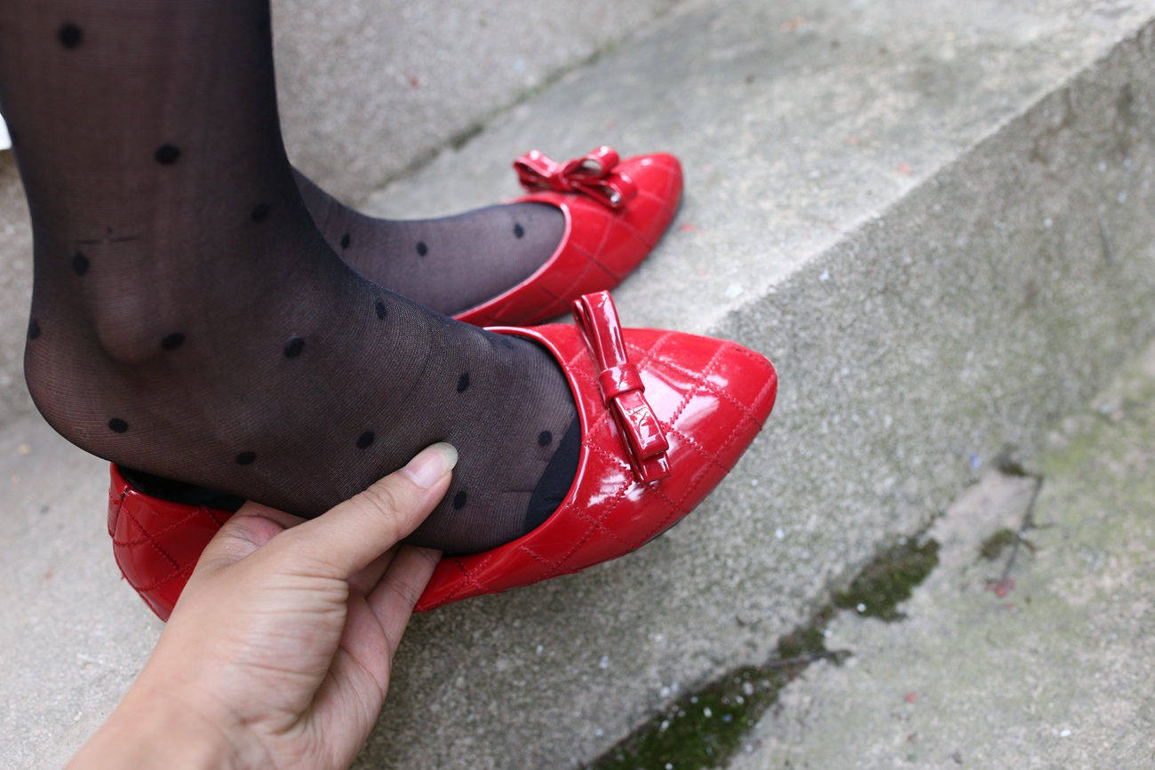 图片[143]-大西瓜爱牙膏-早期作品-S009 红嘴唇少妇 [337P] – 速更版-美库