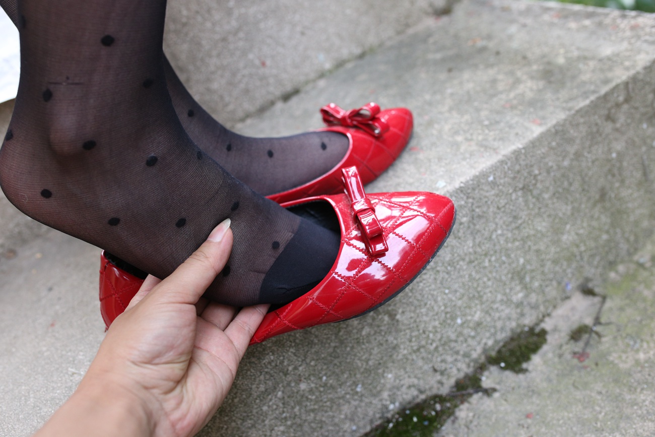 图片[144]-大西瓜爱牙膏-早期作品-S009 红嘴唇少妇 [337P] – 速更版-美库