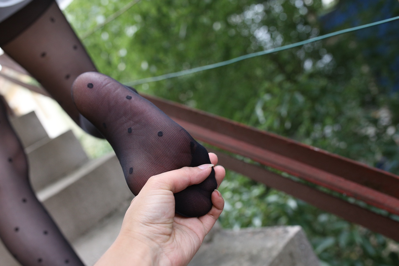 图片[149]-大西瓜爱牙膏-早期作品-S009 红嘴唇少妇 [337P] – 速更版-美库