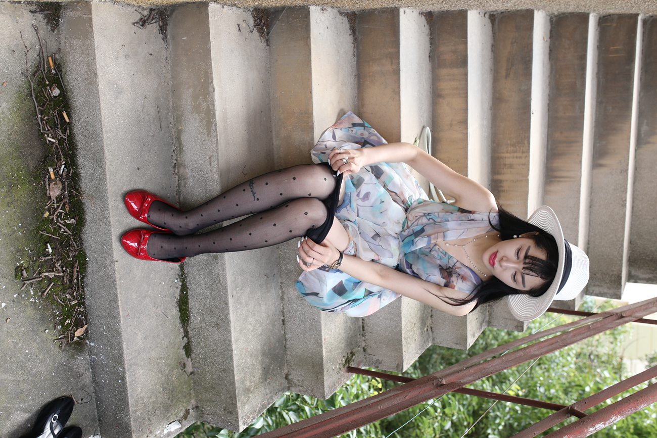 图片[163]-大西瓜爱牙膏-早期作品-S009 红嘴唇少妇 [337P] – 速更版-美库