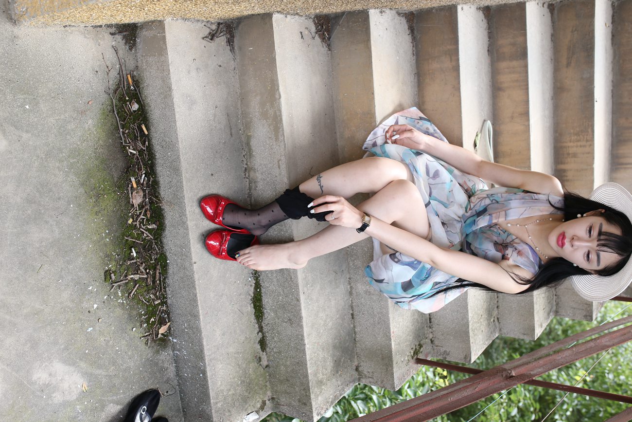 图片[172]-大西瓜爱牙膏-早期作品-S009 红嘴唇少妇 [337P] – 速更版-美库