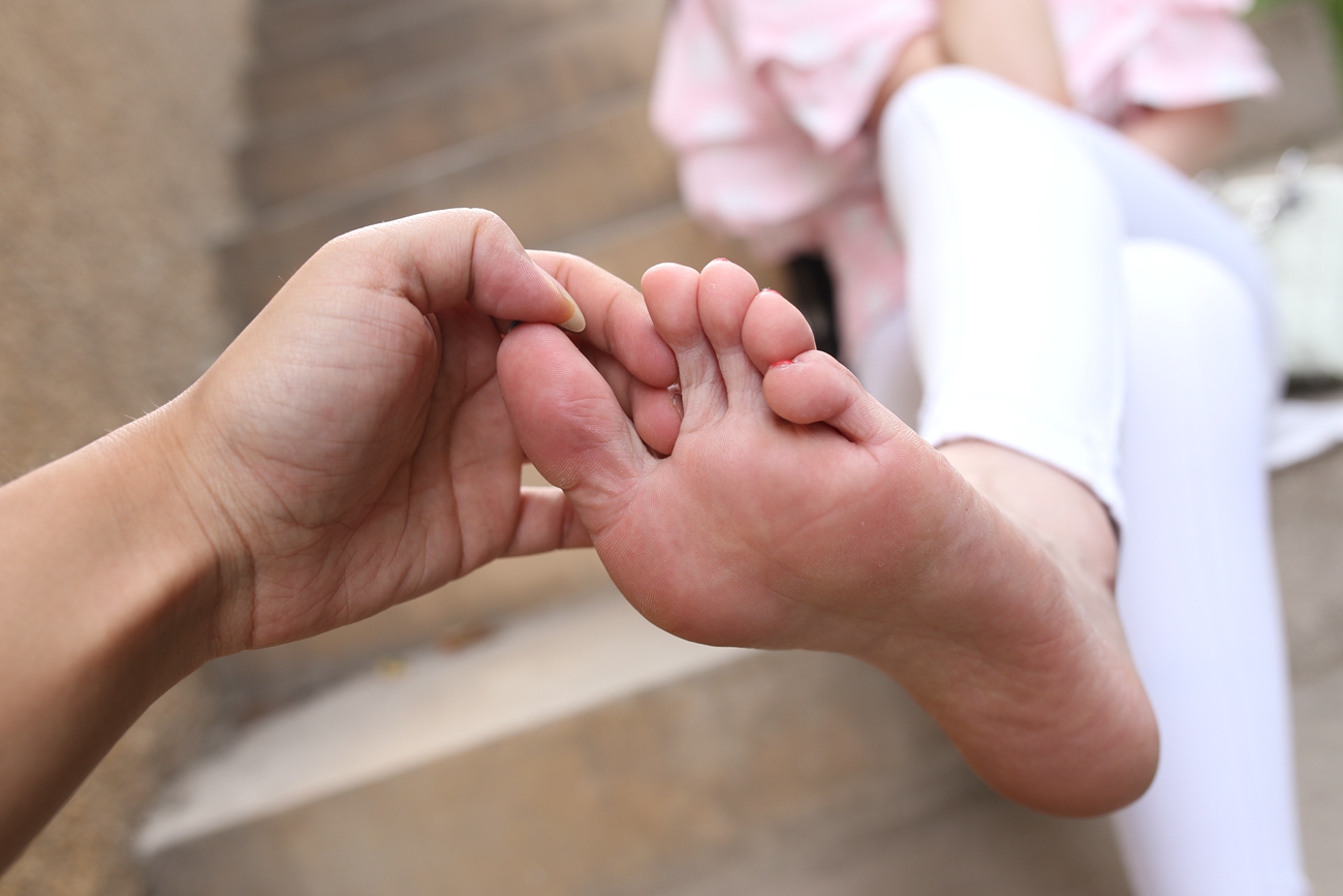 图片[202]-大西瓜爱牙膏-早期作品-S009 红嘴唇少妇 [337P] – 速更版-美库