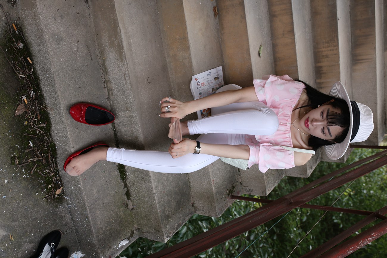 图片[211]-大西瓜爱牙膏-早期作品-S009 红嘴唇少妇 [337P] – 速更版-美库