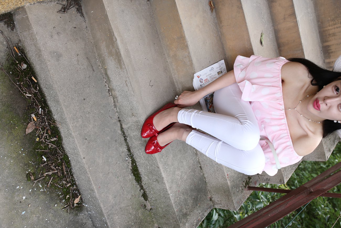 图片[225]-大西瓜爱牙膏-早期作品-S009 红嘴唇少妇 [337P] – 速更版-美库