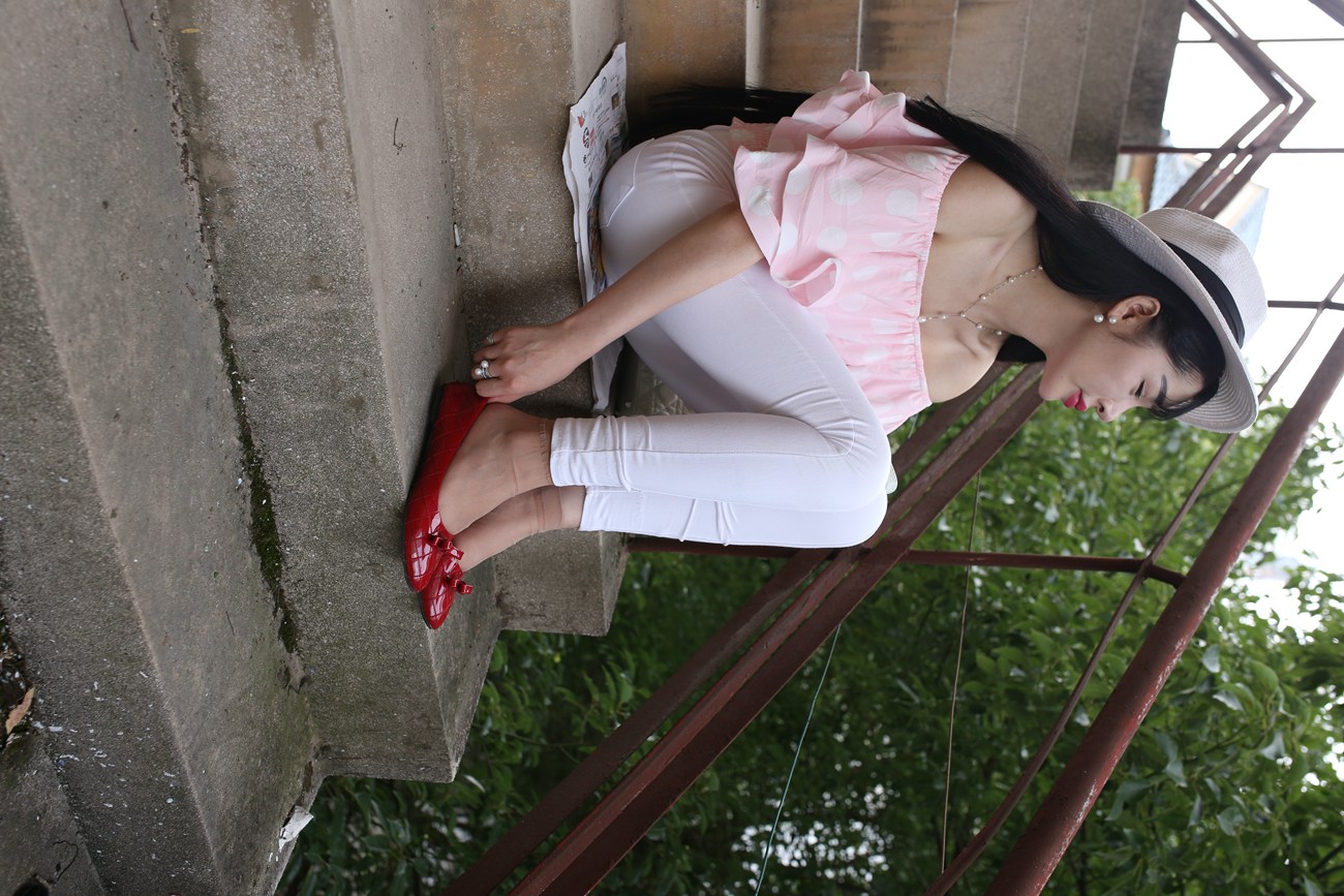 图片[227]-大西瓜爱牙膏-早期作品-S009 红嘴唇少妇 [337P] – 速更版-美库