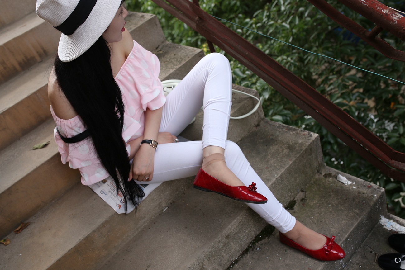 图片[239]-大西瓜爱牙膏-早期作品-S009 红嘴唇少妇 [337P] – 速更版-美库