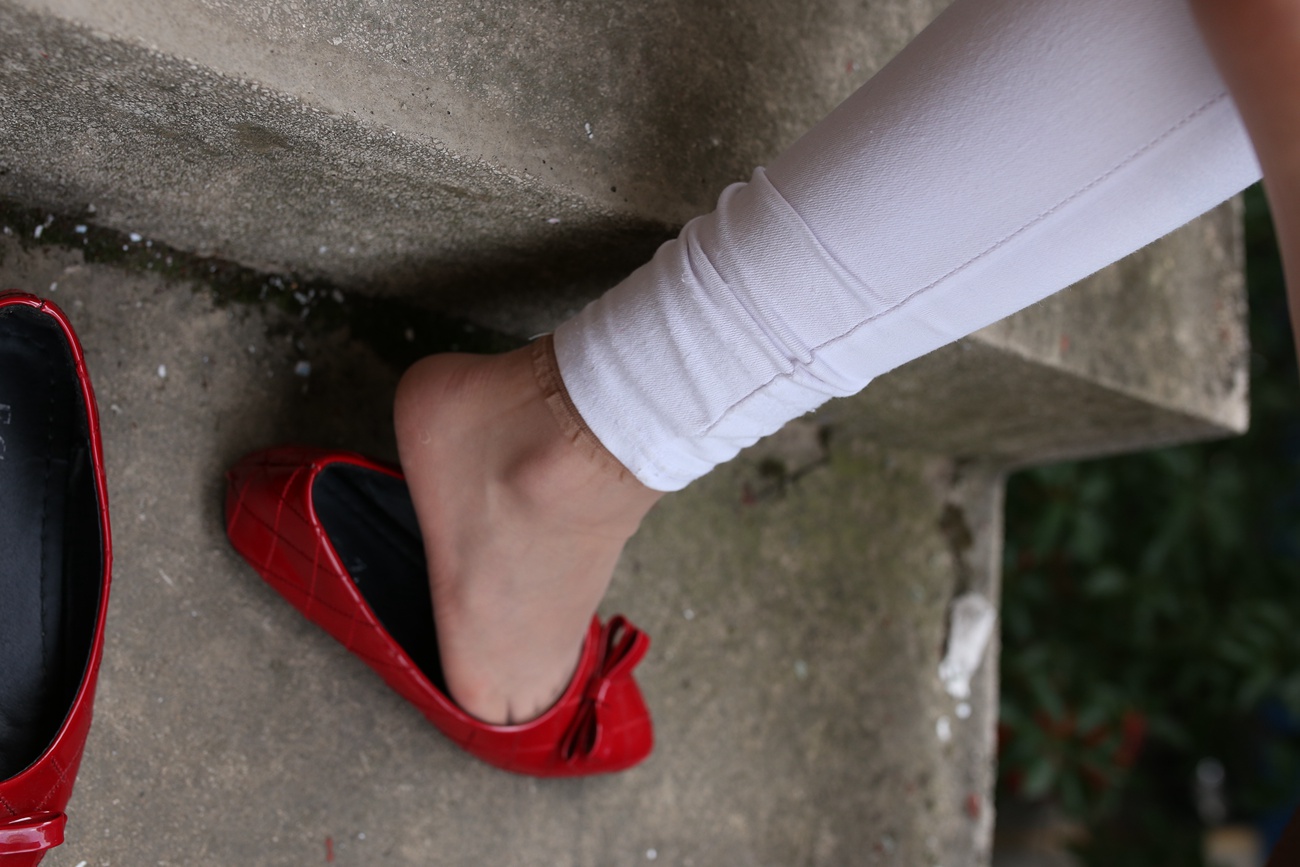 图片[254]-大西瓜爱牙膏-早期作品-S009 红嘴唇少妇 [337P] – 速更版-美库