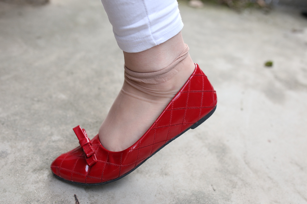 图片[266]-大西瓜爱牙膏-早期作品-S009 红嘴唇少妇 [337P] – 速更版-美库