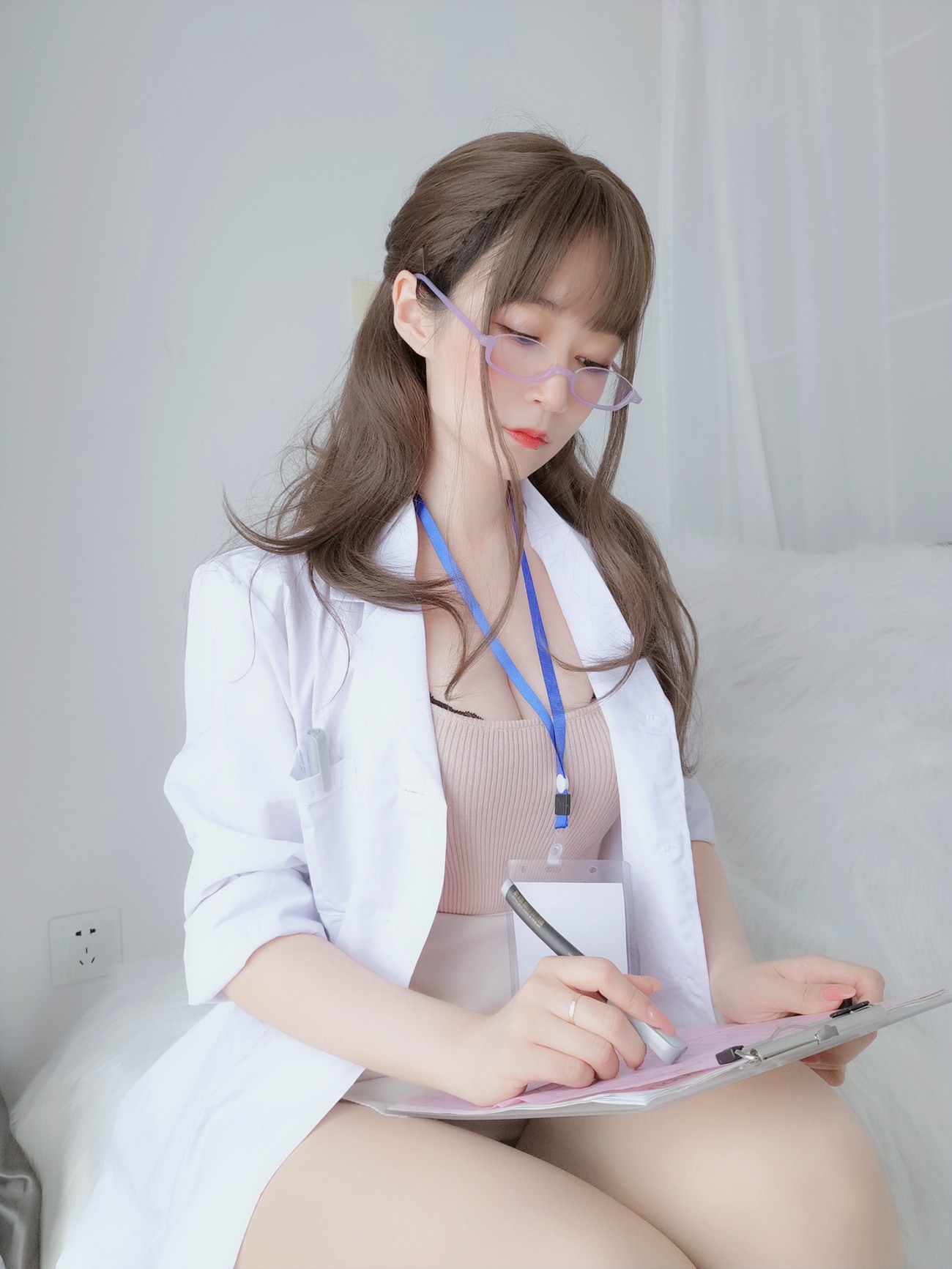 图片[60]-Coser小姐姐 白银81 – 私人医生[137P] – 速更版-美库