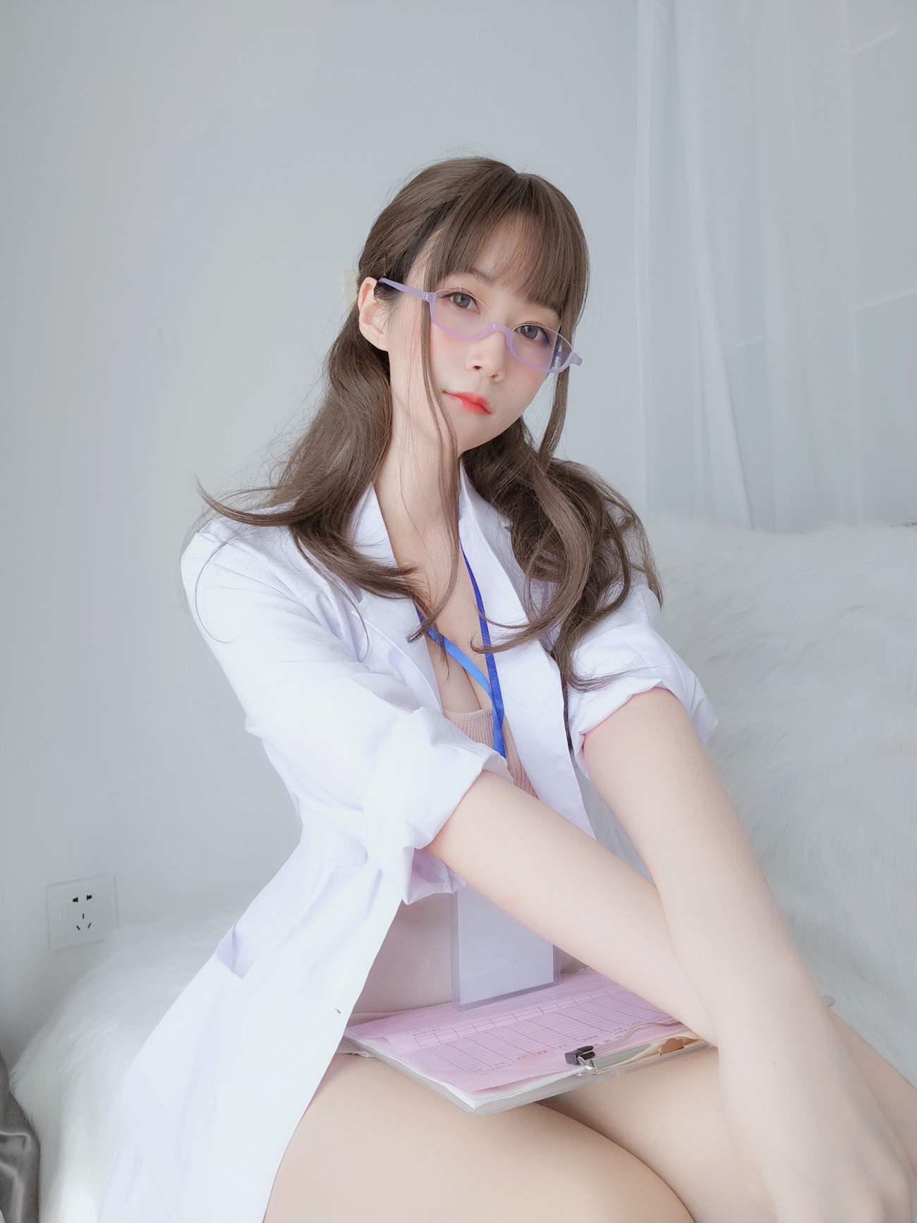 图片[71]-Coser小姐姐 白银81 – 私人医生[137P] – 速更版-美库