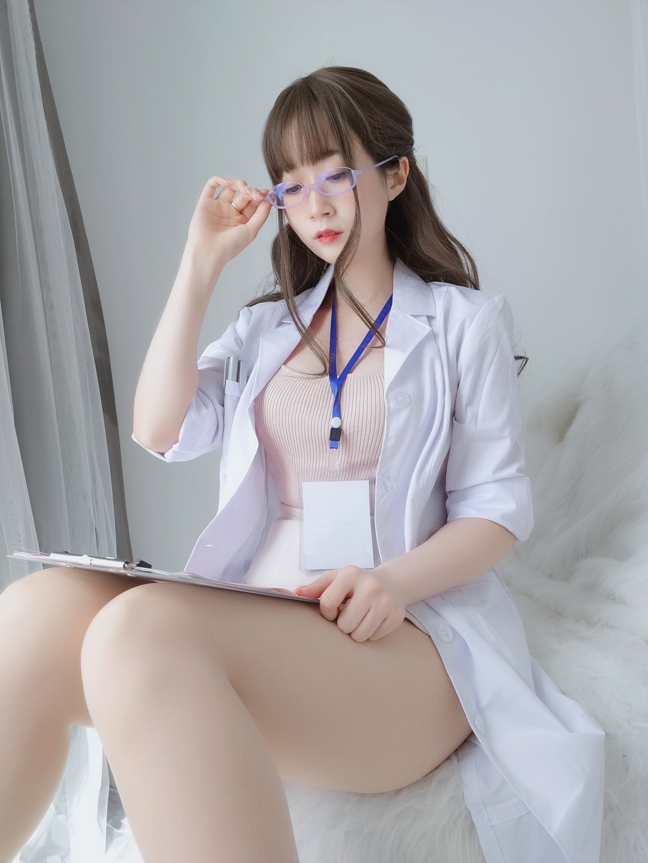 图片[75]-Coser小姐姐 白银81 – 私人医生[137P] – 速更版-美库