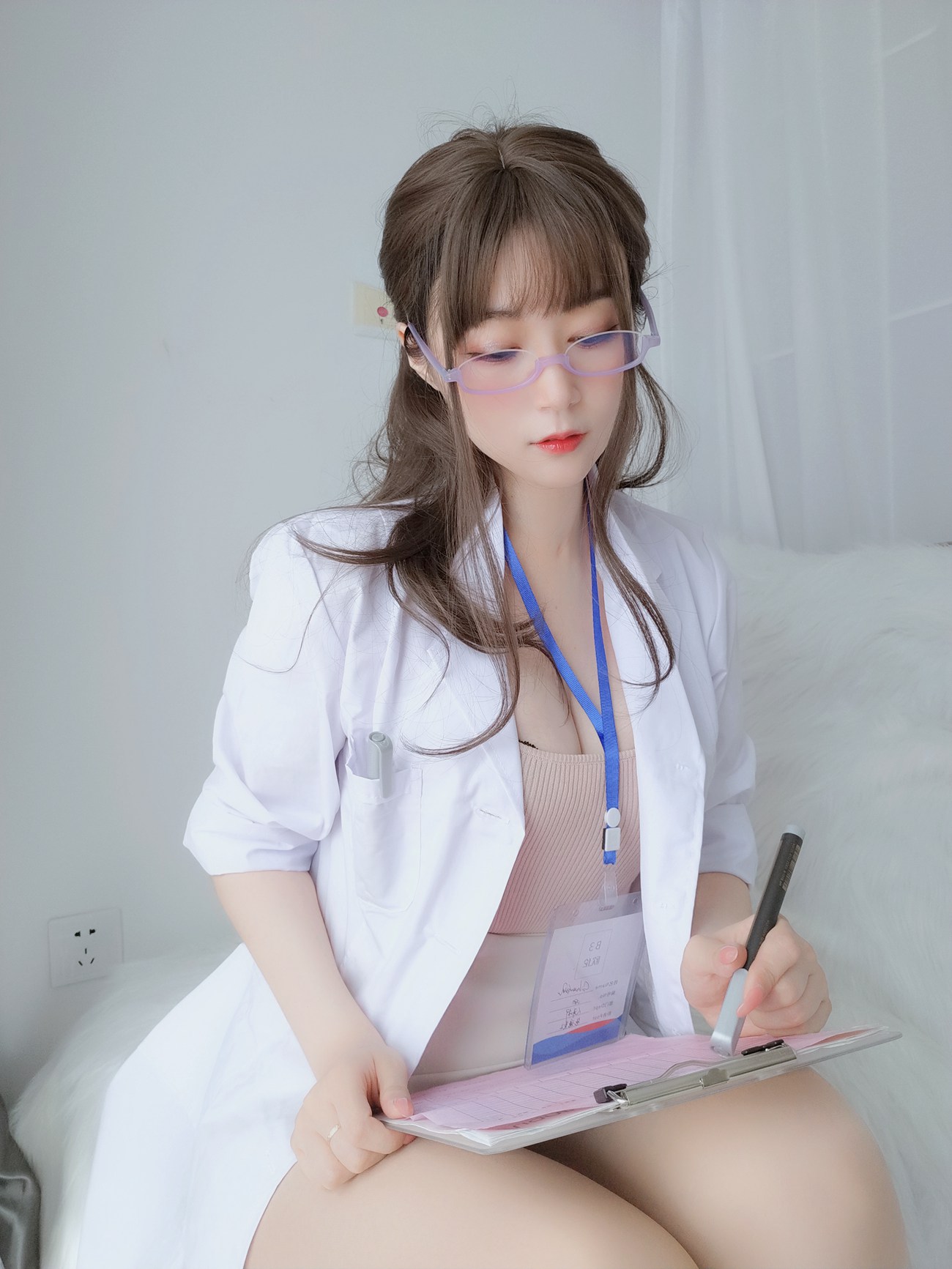 图片[82]-Coser小姐姐 白银81 – 私人医生[137P] – 速更版-美库