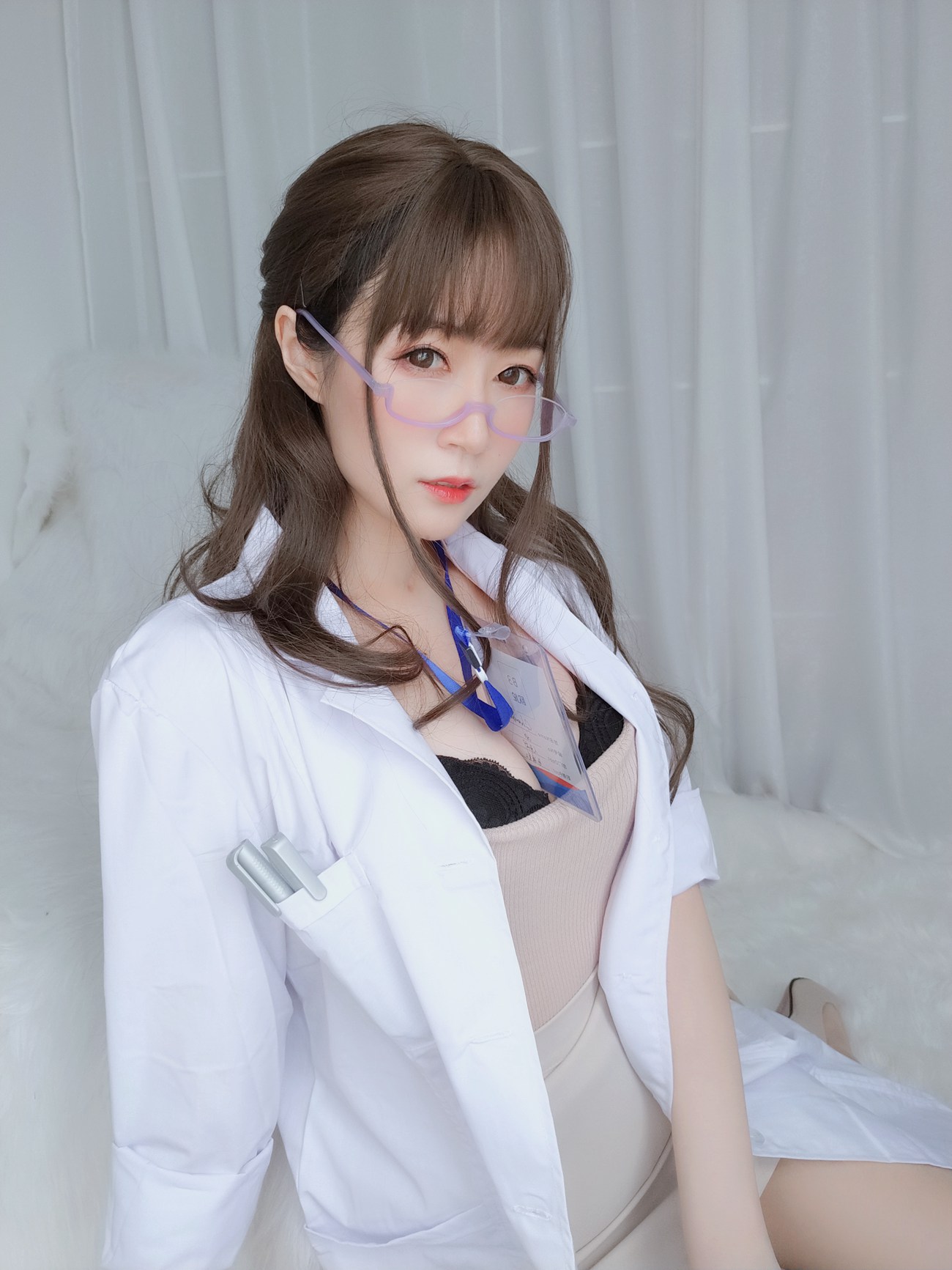 图片[111]-Coser小姐姐 白银81 – 私人医生[137P] – 速更版-美库