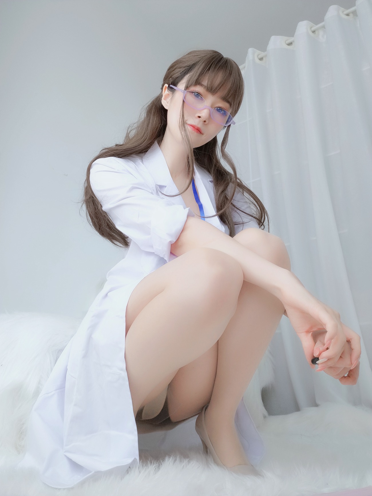 图片[115]-Coser小姐姐 白银81 – 私人医生[137P] – 速更版-美库