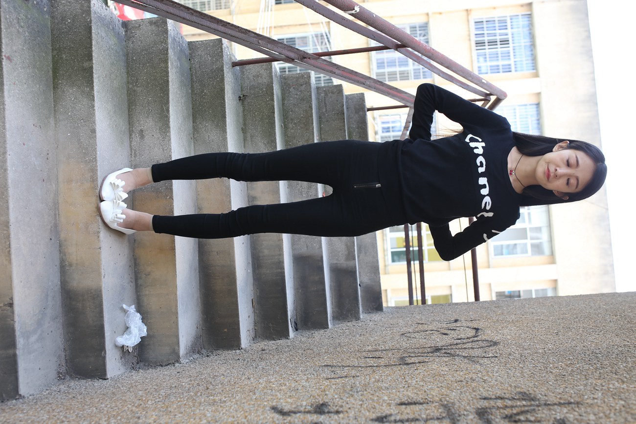 图片[22]-大西瓜爱牙膏-早期作品-S010 黑长裤 [268P] – 速更版-美库